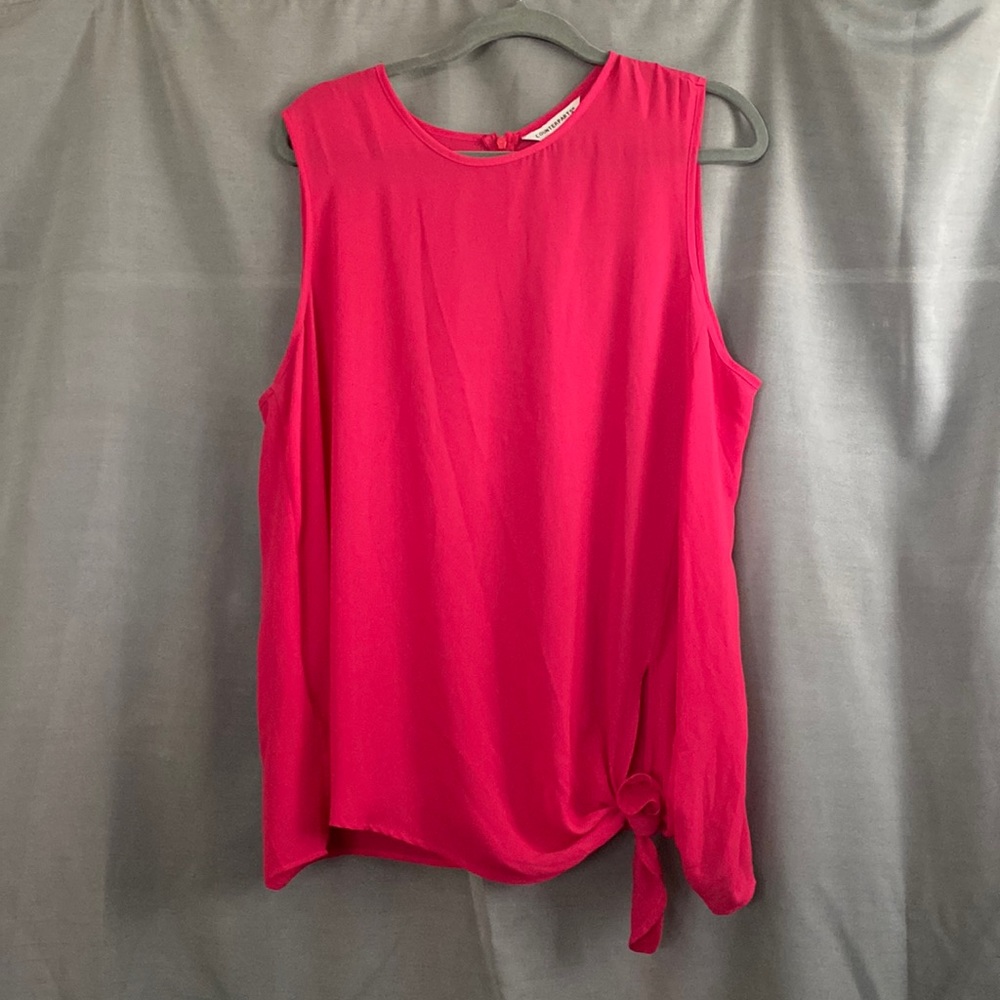 Bright and beautiful loose tank top. Size XL.